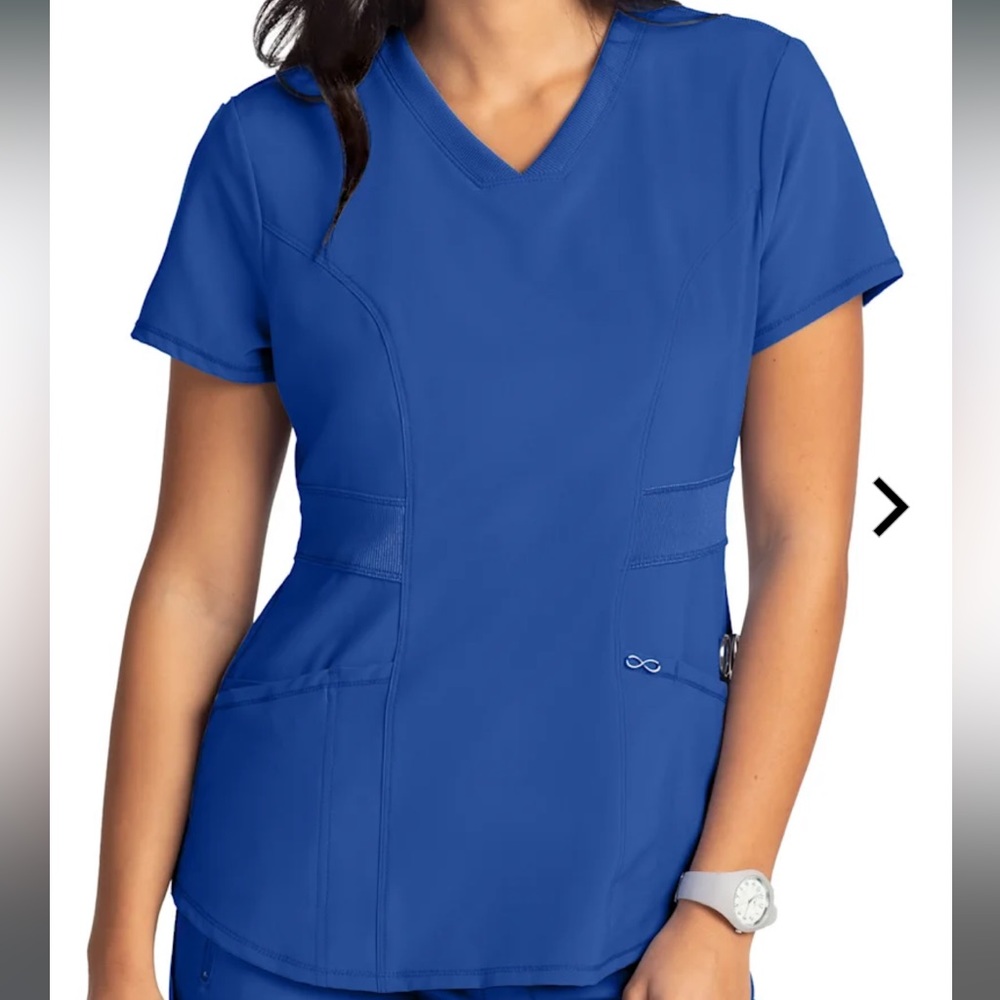 Cherokee Infinity scrub top